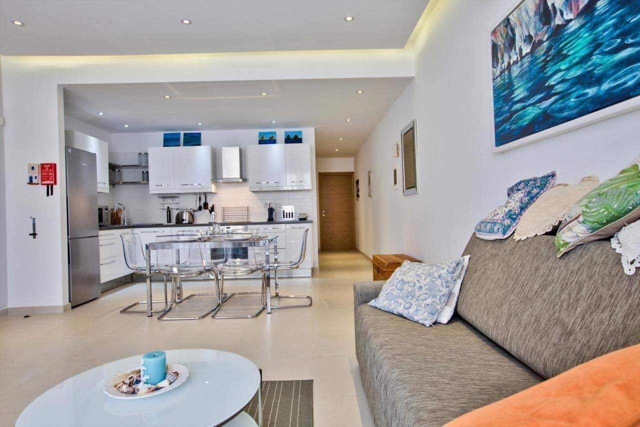Bright And Central 2 Bedroom Apartment In Слима Екстериор снимка