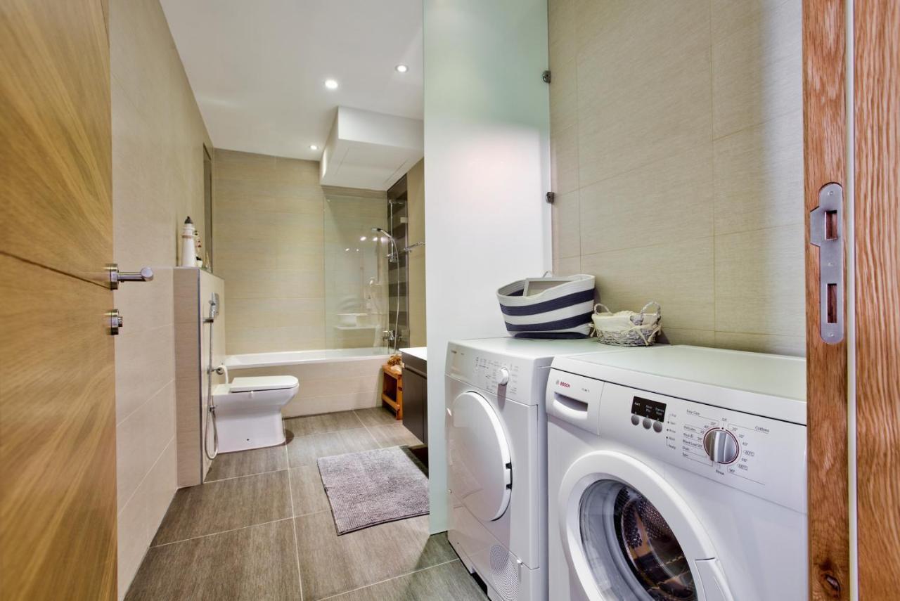 Bright And Central 2 Bedroom Apartment In Слима Екстериор снимка