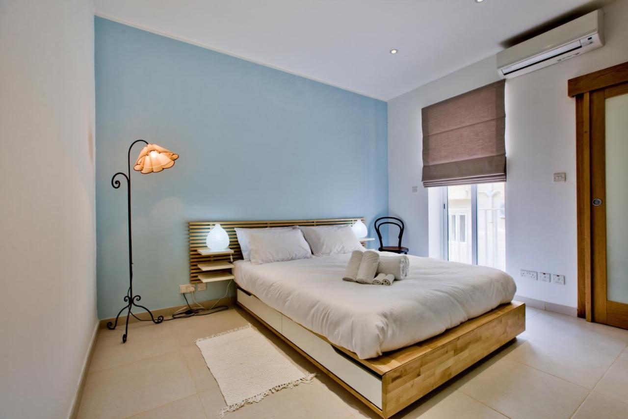 Bright And Central 2 Bedroom Apartment In Слима Екстериор снимка