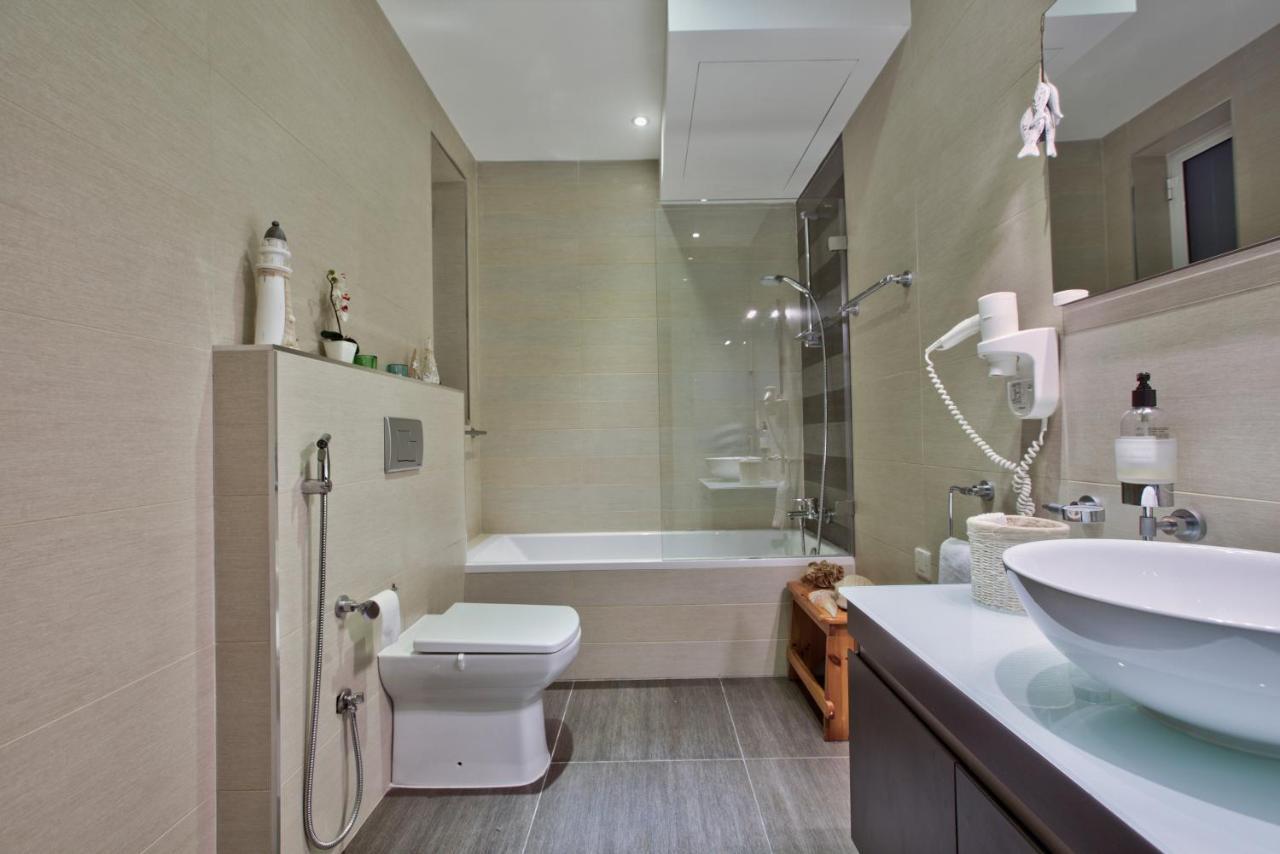 Bright And Central 2 Bedroom Apartment In Слима Екстериор снимка